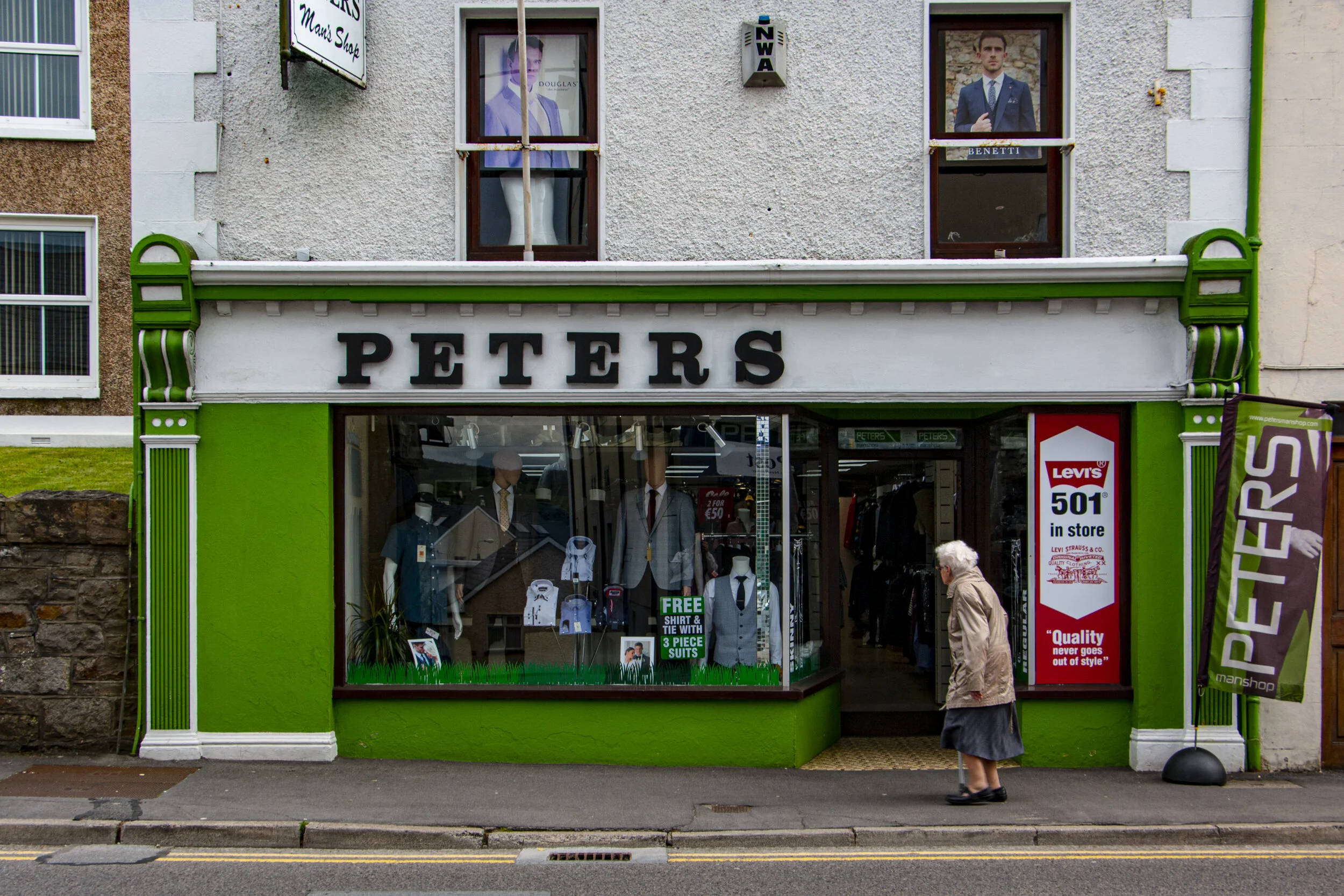 PetersShop.jpg