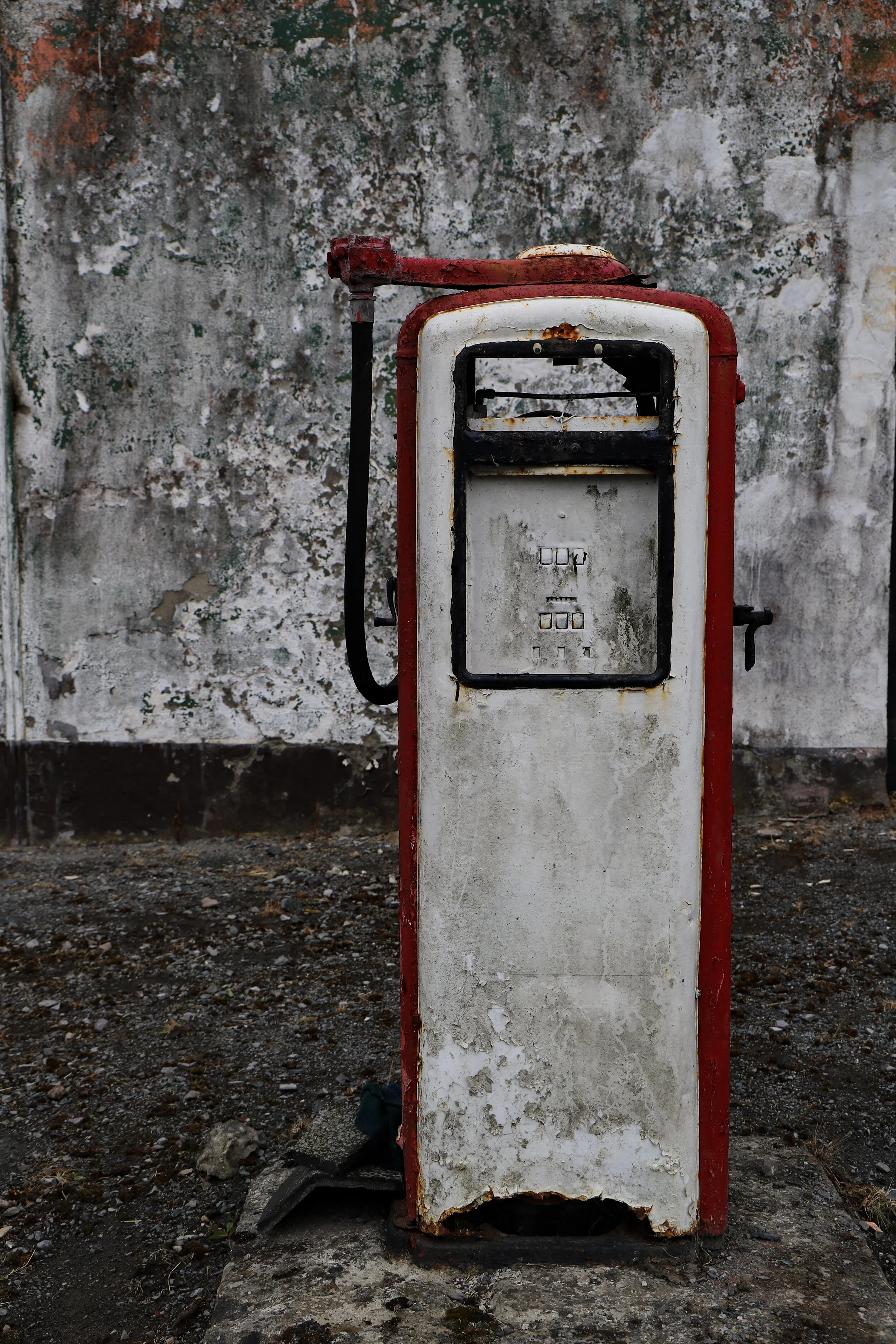 IrishPetrolPump.jpg