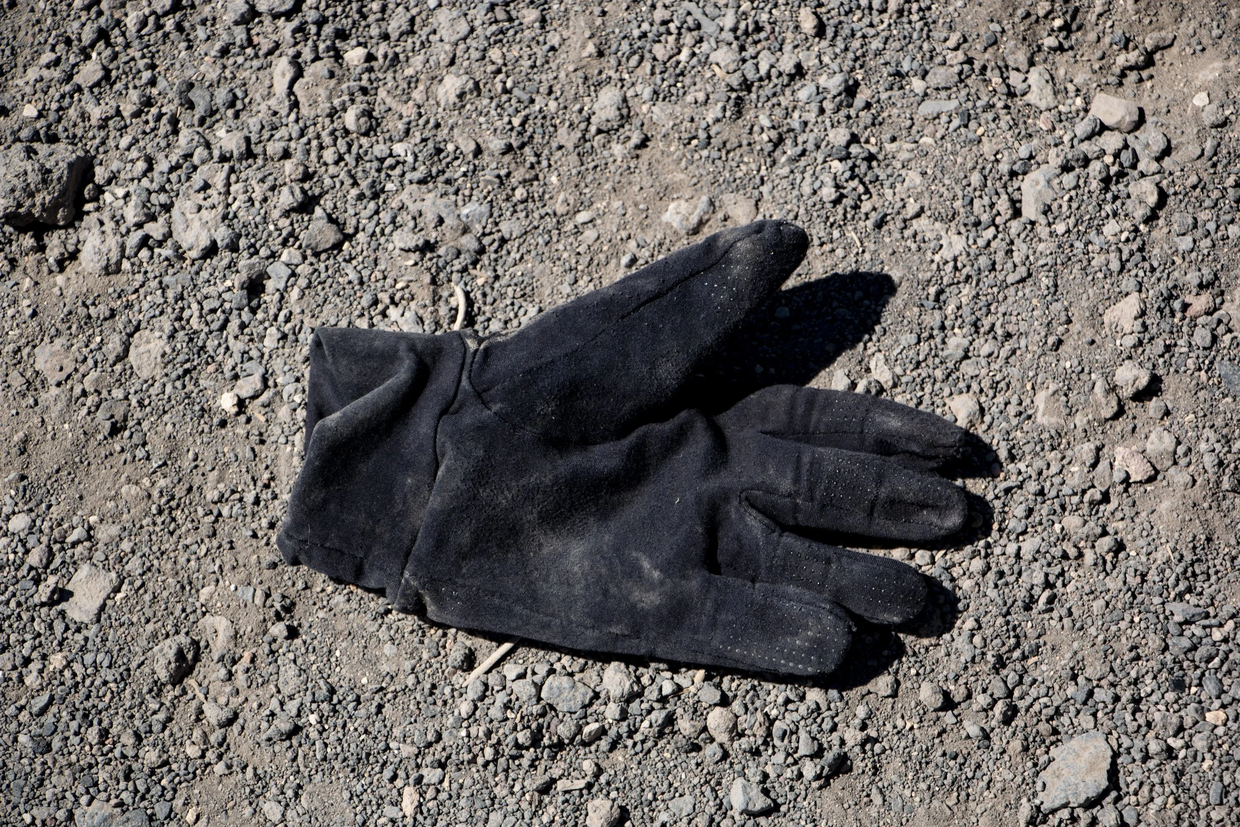 Wrong Turn Glove.jpg