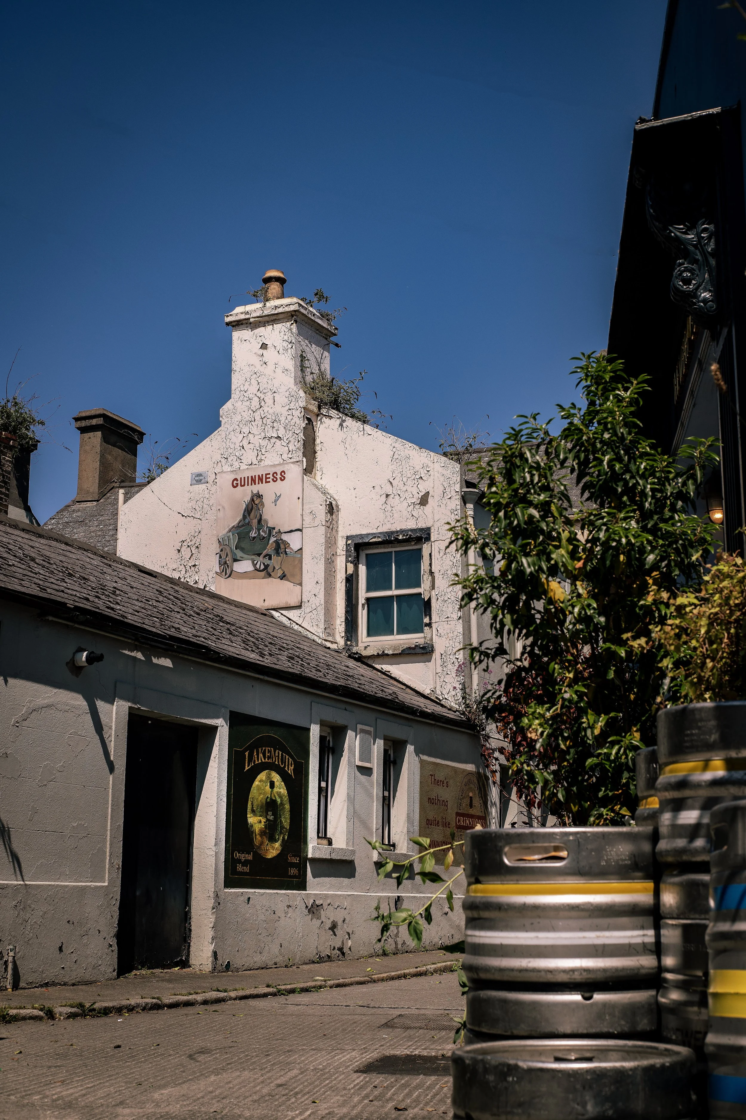Pub retro Dublin Irishtown smaller file.jpg