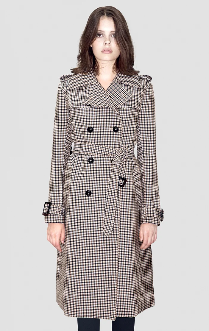 RAB - LR White Frame Woman SS187.jpg