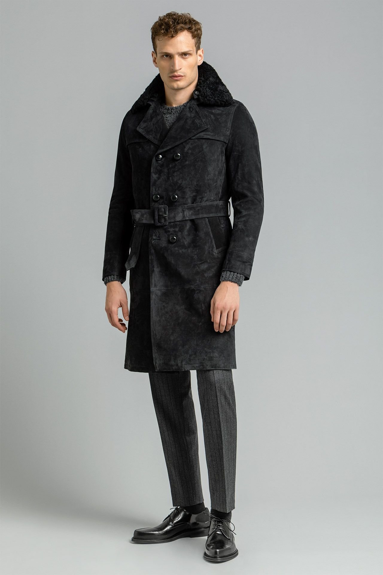 Oscar-Jacobson_Reagal-Coat_310-Black_71525552_310_List.jpg