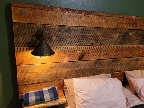 Headboard 