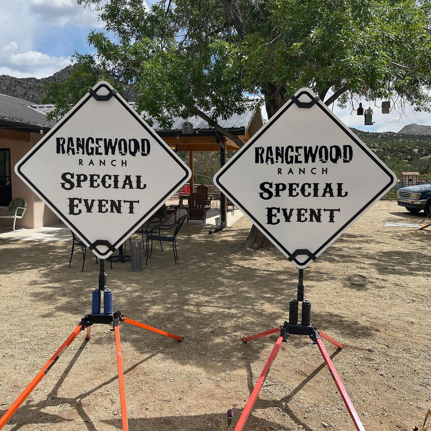 If you see these signs out you know something fun is going on at the Ranch!! 
@rangewoodreclaimers @newmexicotrue #rangewoodremodelers  #rangewoodranch #barnwood #barnwoodfurniture #barnwooddecor #mantel #barndismantle #customfurniture #customfurnitu