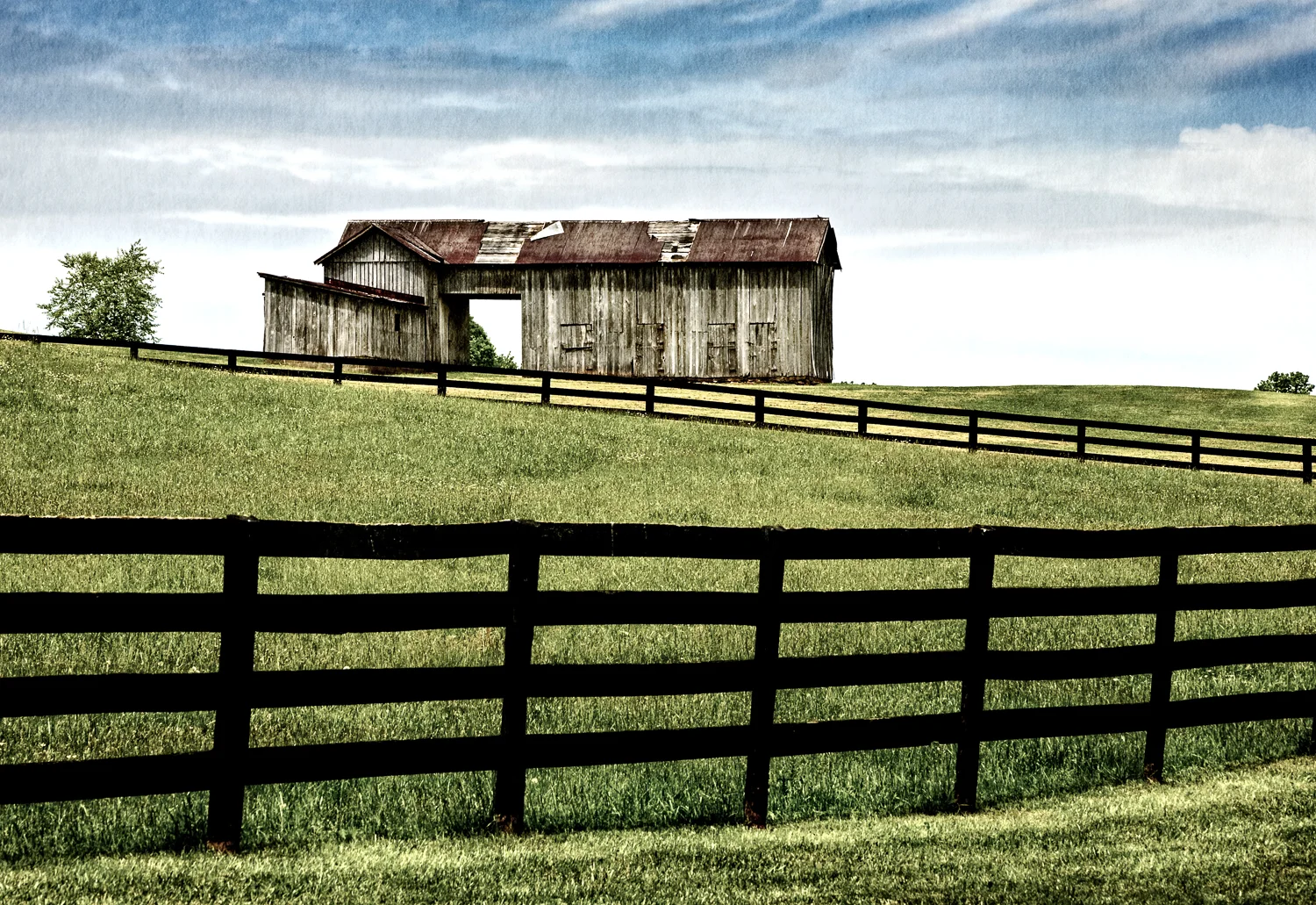 Fauquier County - May 2009 _-45-Edit_Barn on the Hill.jpg
