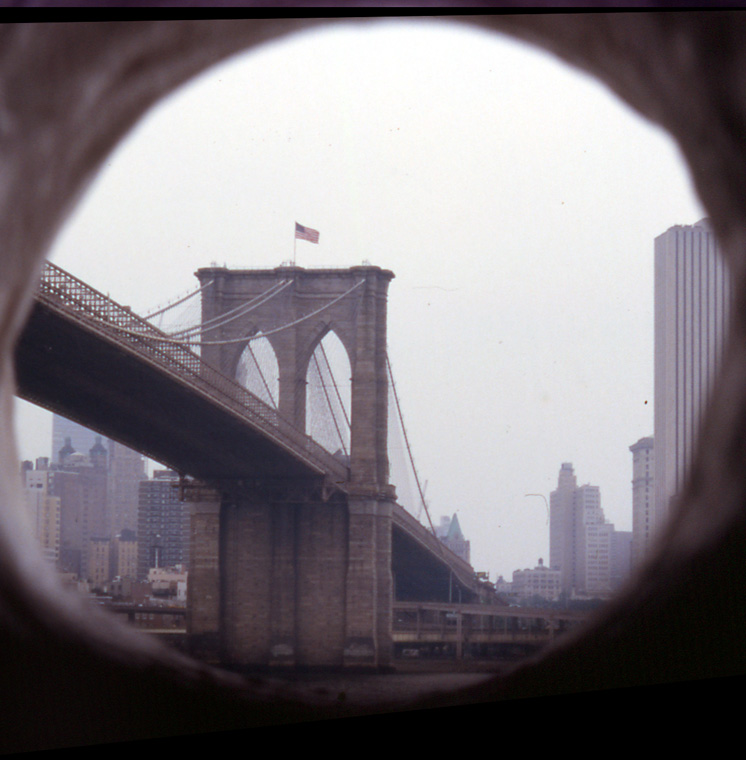  Framed view of Brooklyn Bridge. 