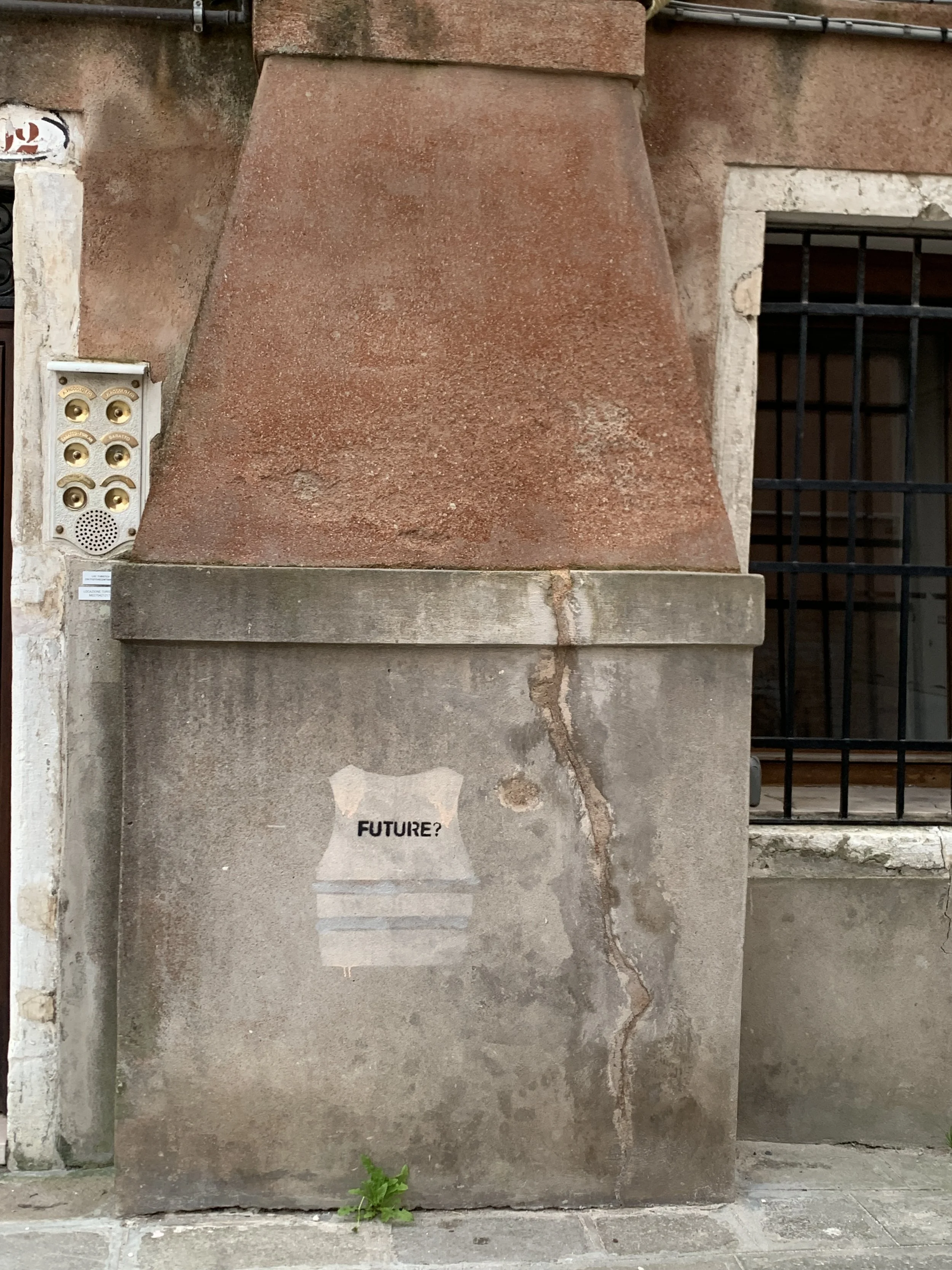  Graffiti seen near the end of our walk 