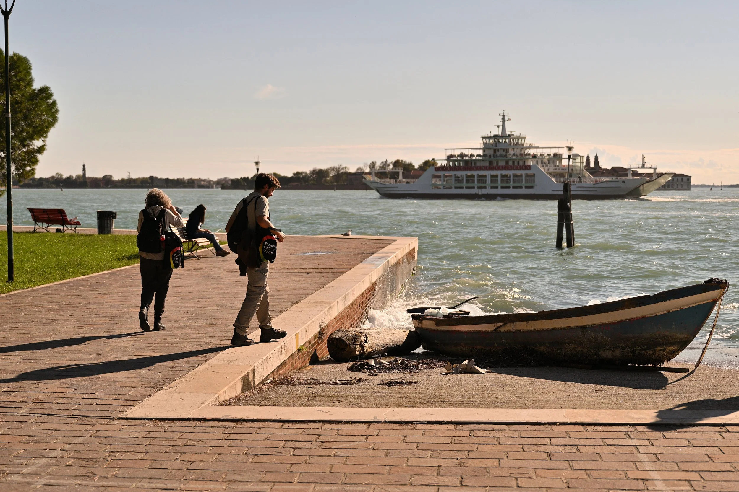 Approaching an abandoned boat in by St Elena Riva’