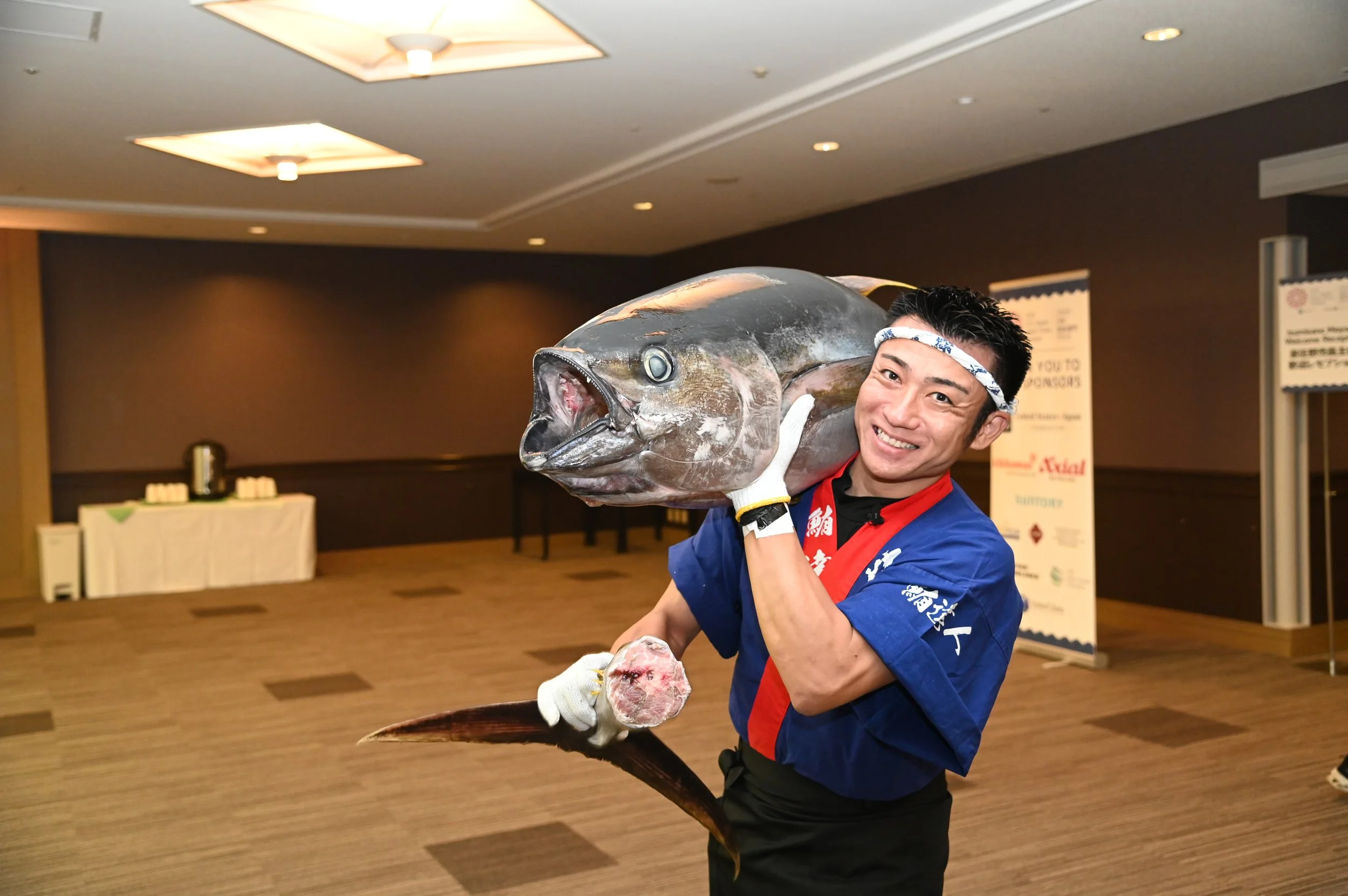 A 100-Pound Tuna and an Unforgettable First Day in Osaka