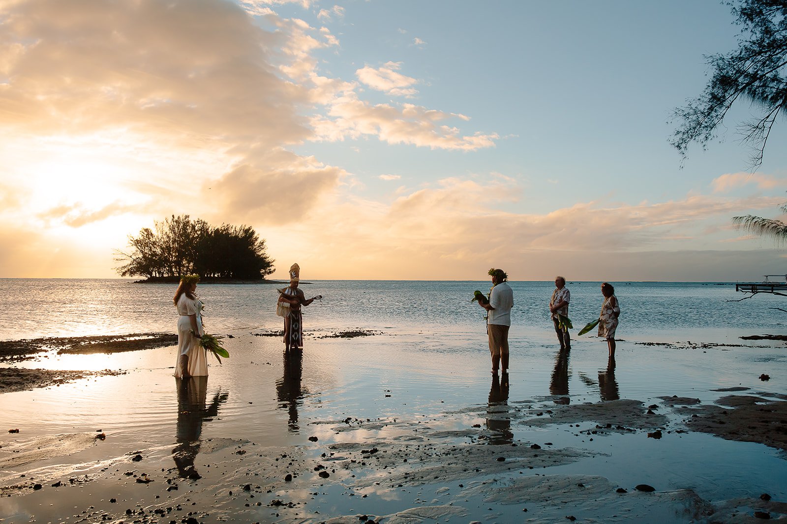 Cérémonie traditionnelle de mariage à Moorea