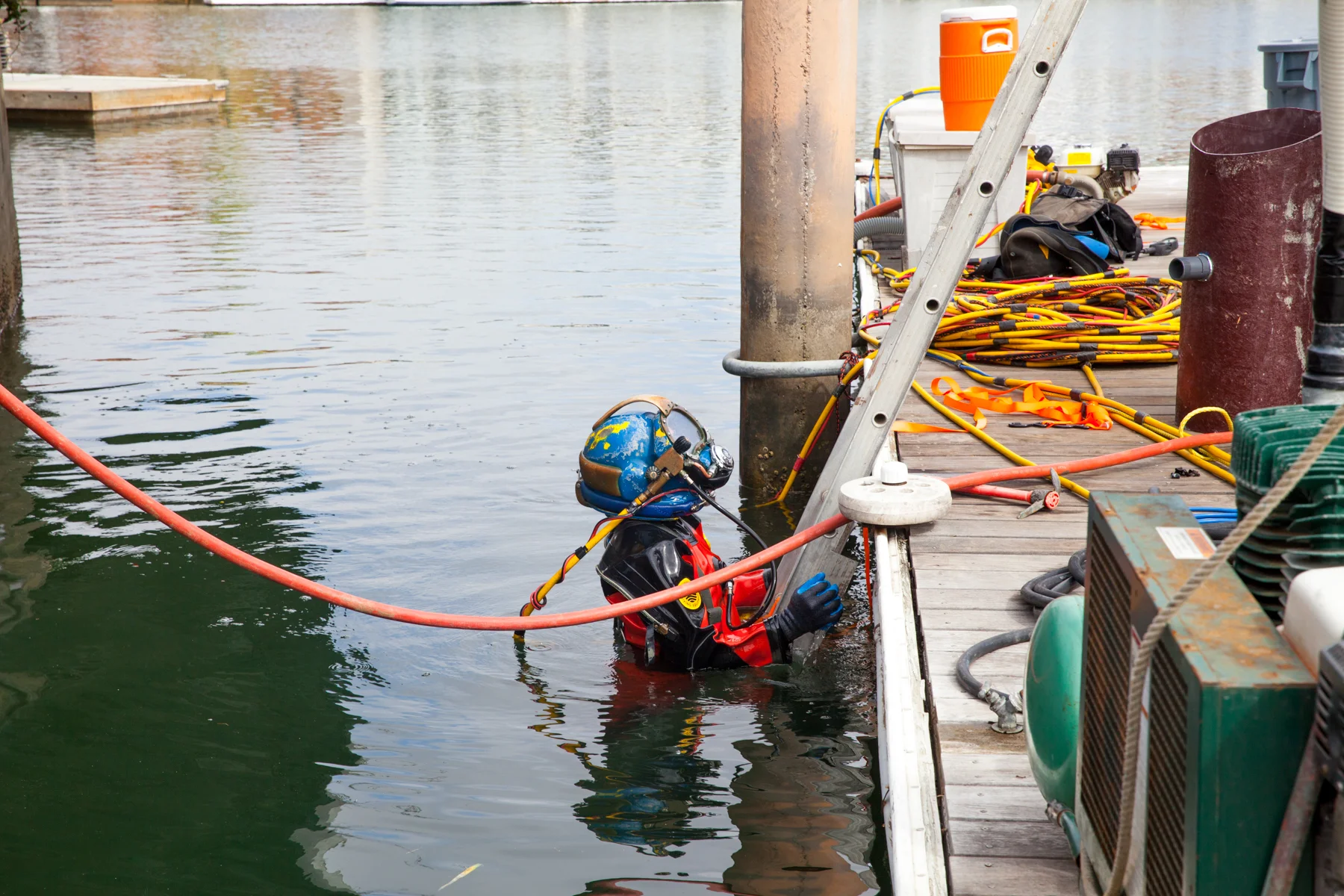 harbour-constructors-sea-wall-inspection.jpg