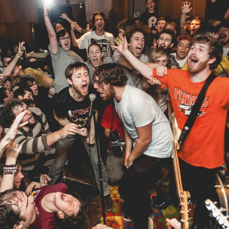 Emo-Revival_COVER_CLASH-Books.png