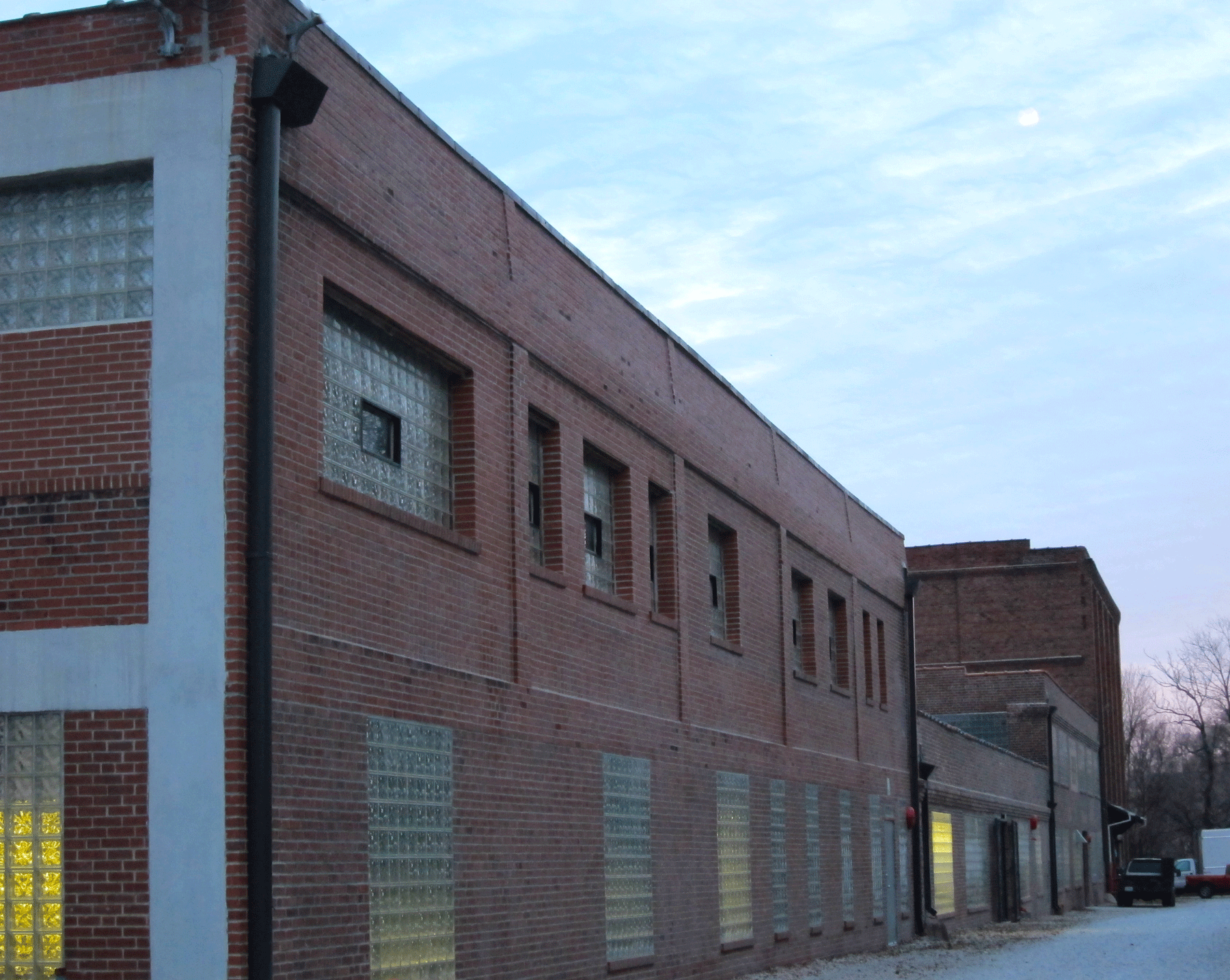 BCYS-at-dusk-b-sm-2014dec.gif
