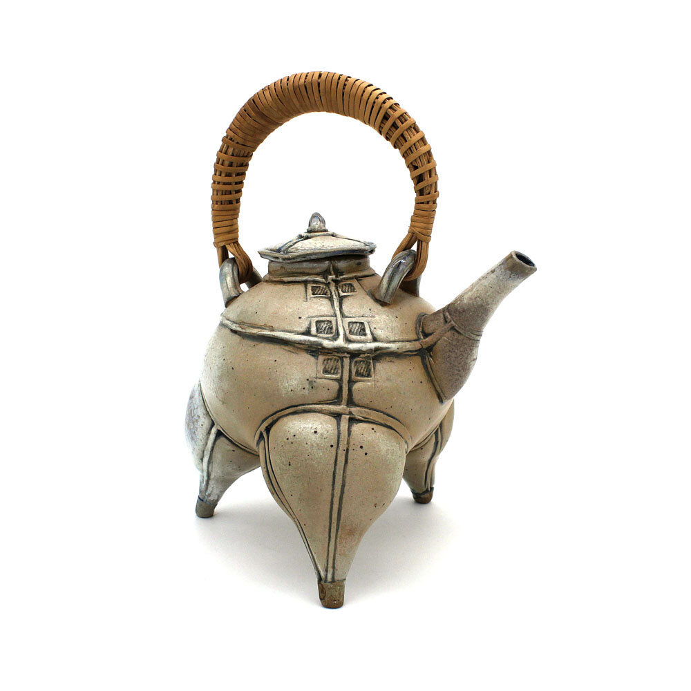 Tripod Teapot with Reed Handle