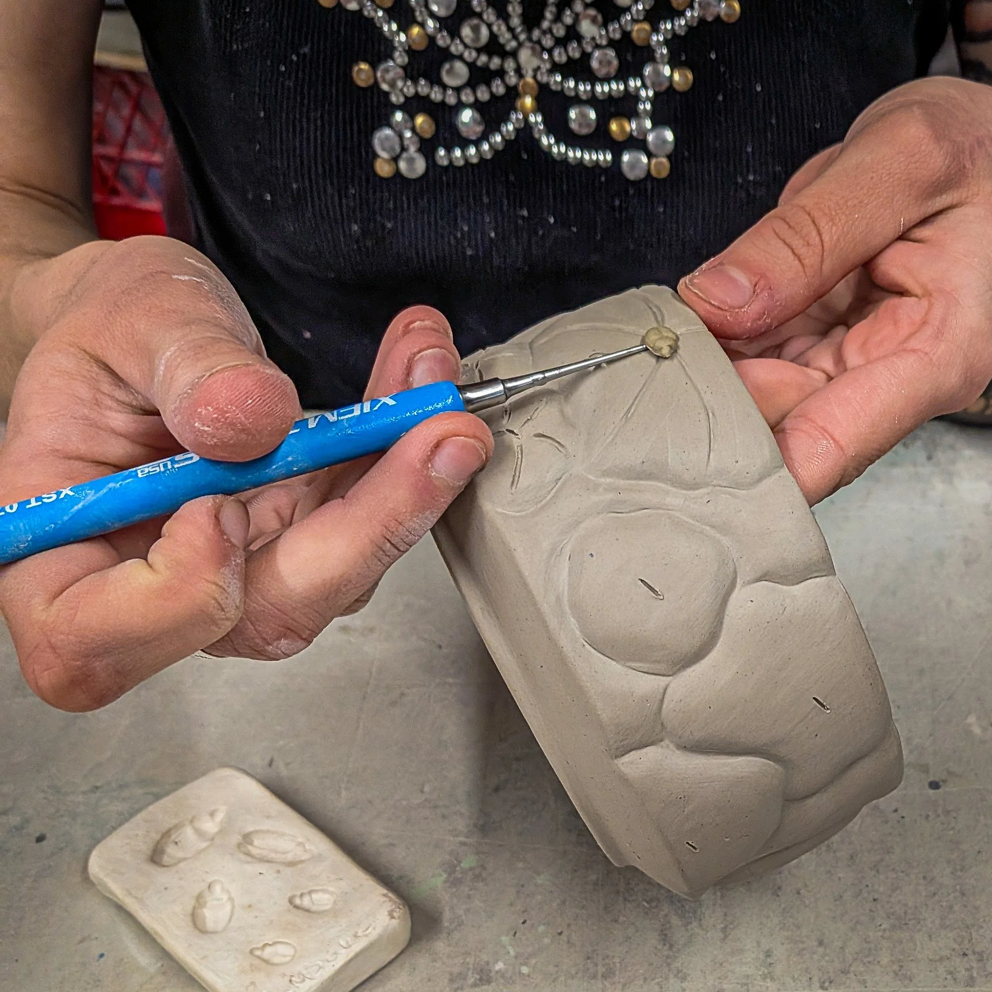 bisque_sprig_molds_1.jpg