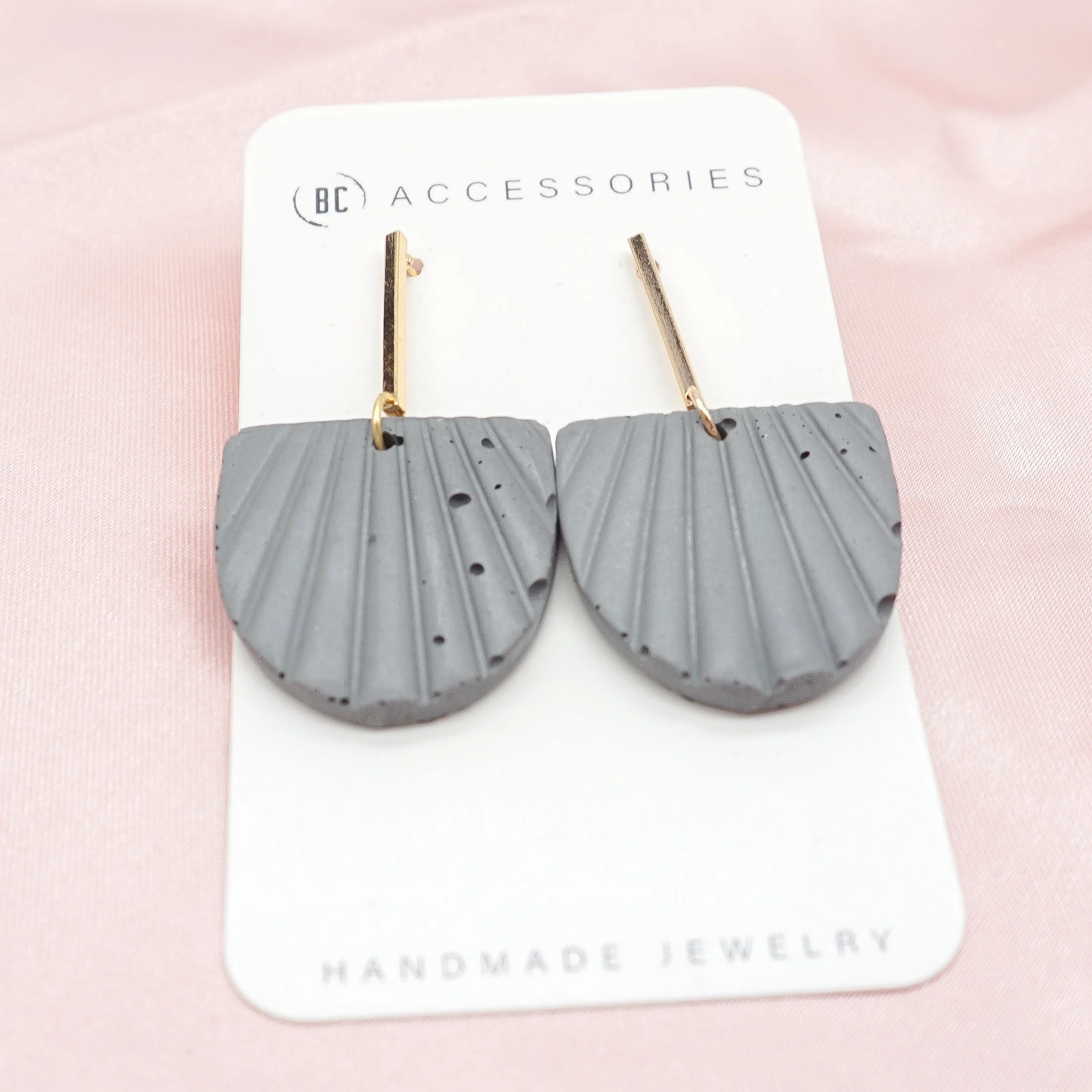 Schroeder, Erica_ESCH64B-3.jpg