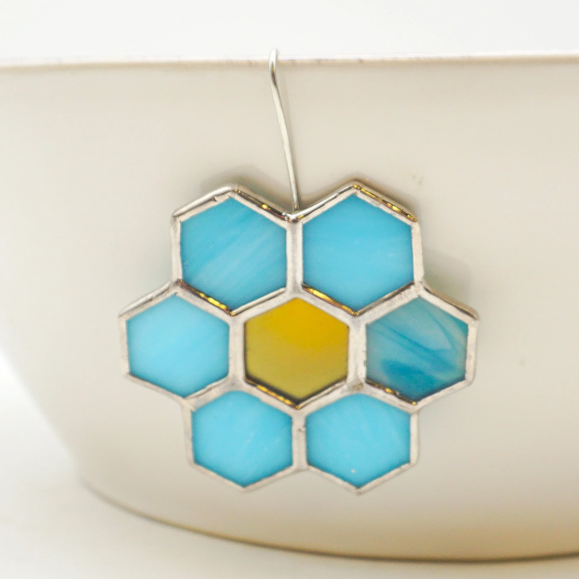 Honeycomb Planter Hanger - Light Blue & Yellow Center