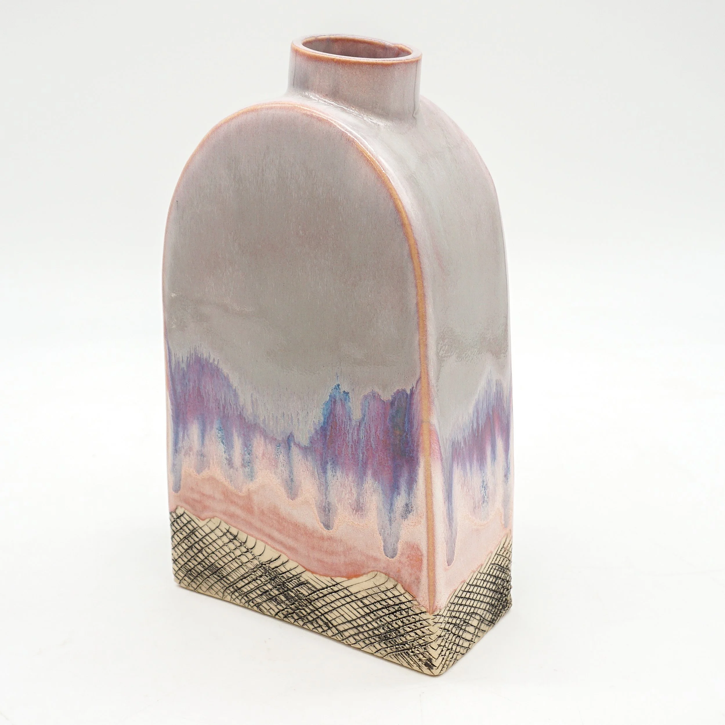 Berries & Cream - Arch Vase