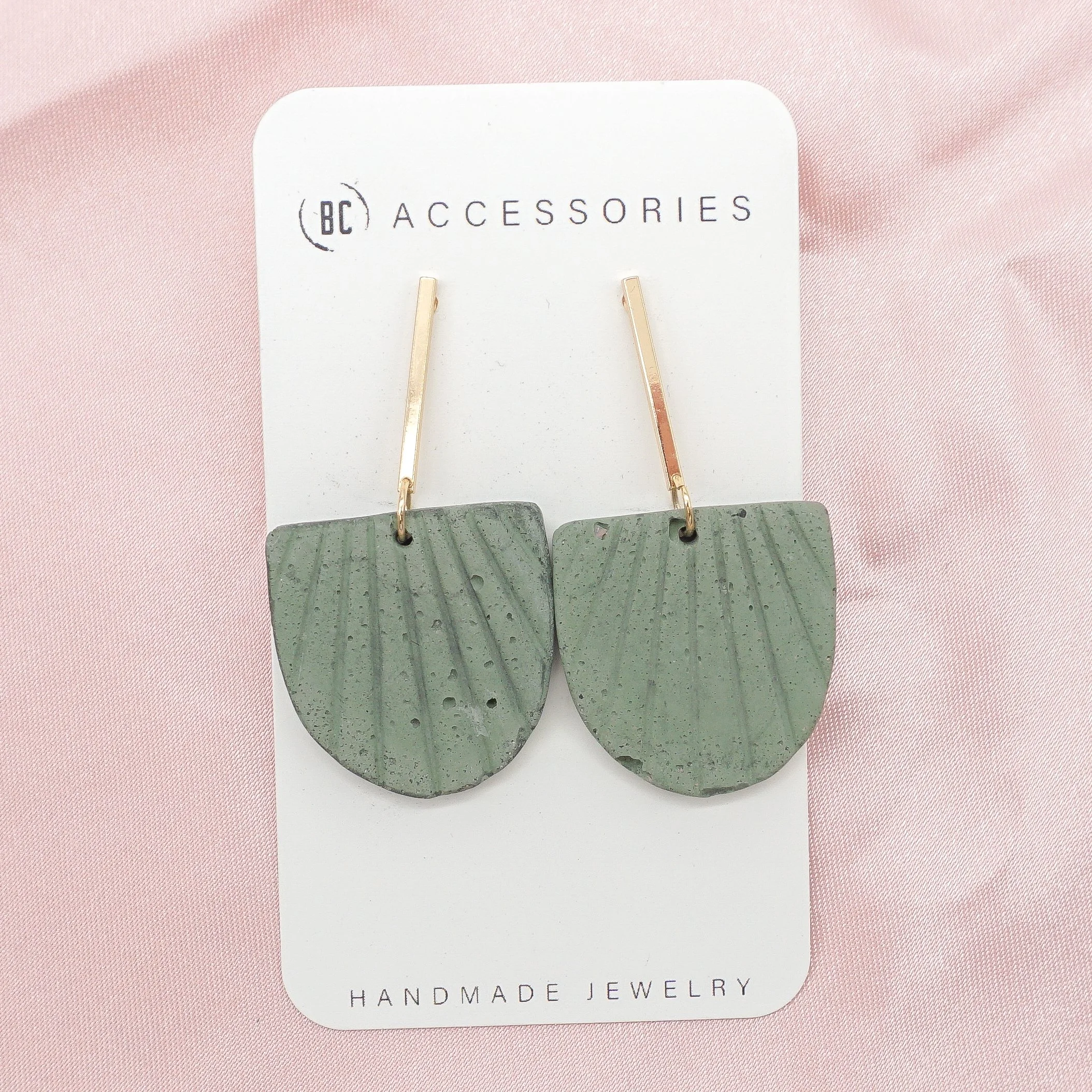 Schroeder, Erica_ESCH64A-2.jpg