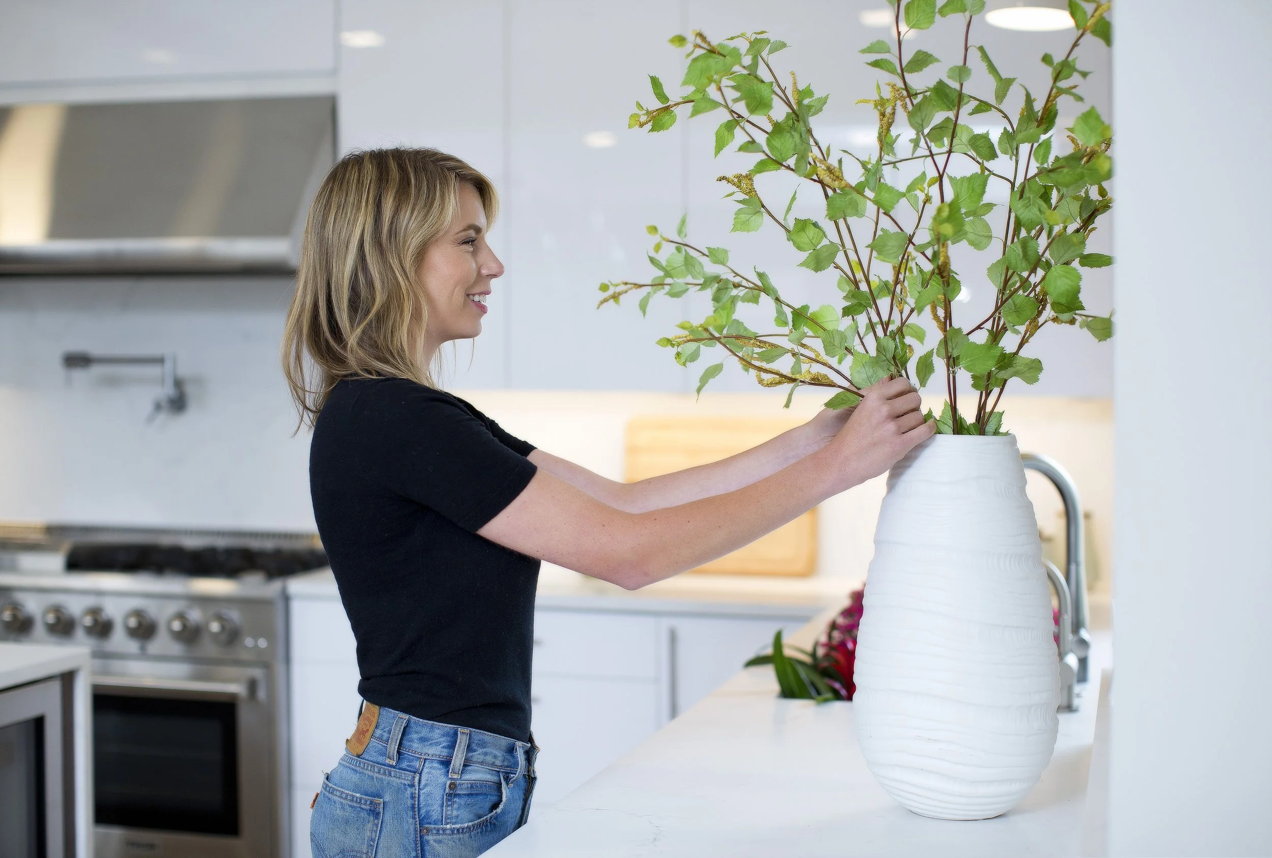 Sarah Lewis + CanvasRebel