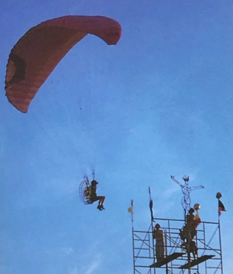 paraglider.jpg