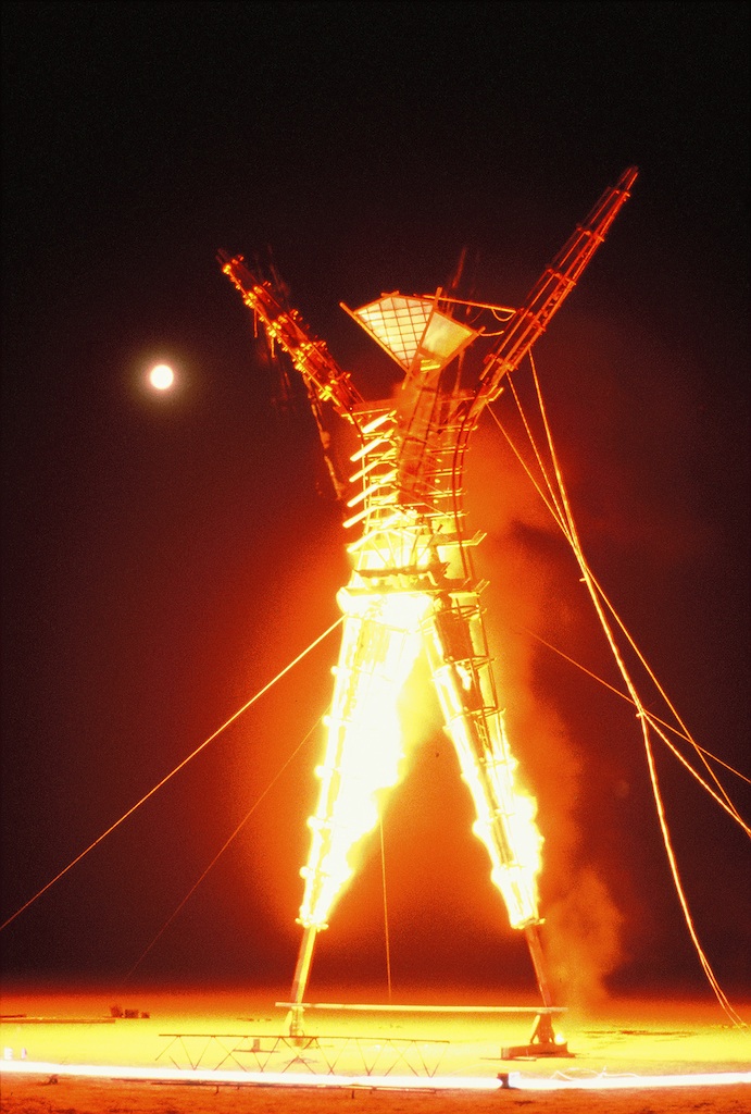 burning-man-1990_3495902328_o.jpg