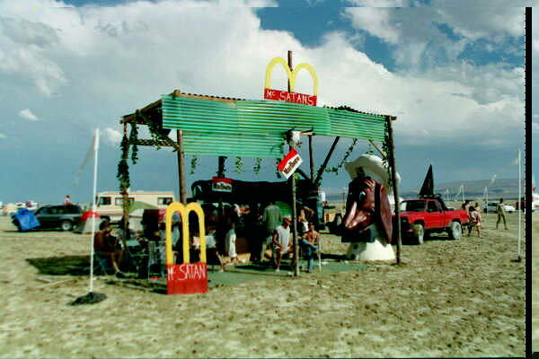 1995 MacSatan bistro.jpg