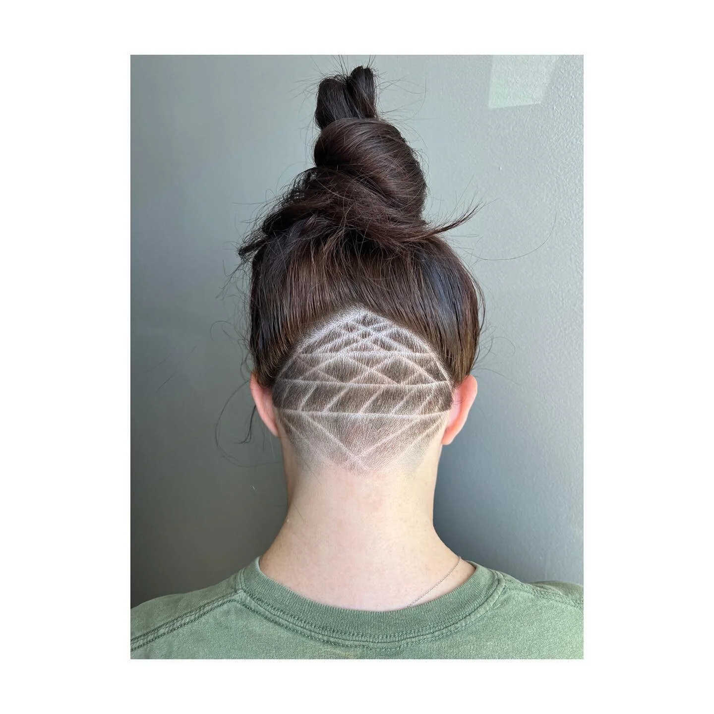 Undercut design 💎 by Gema @gems_cuts 
.
.
.  @modernsalon @american_salon @behindthechair_com