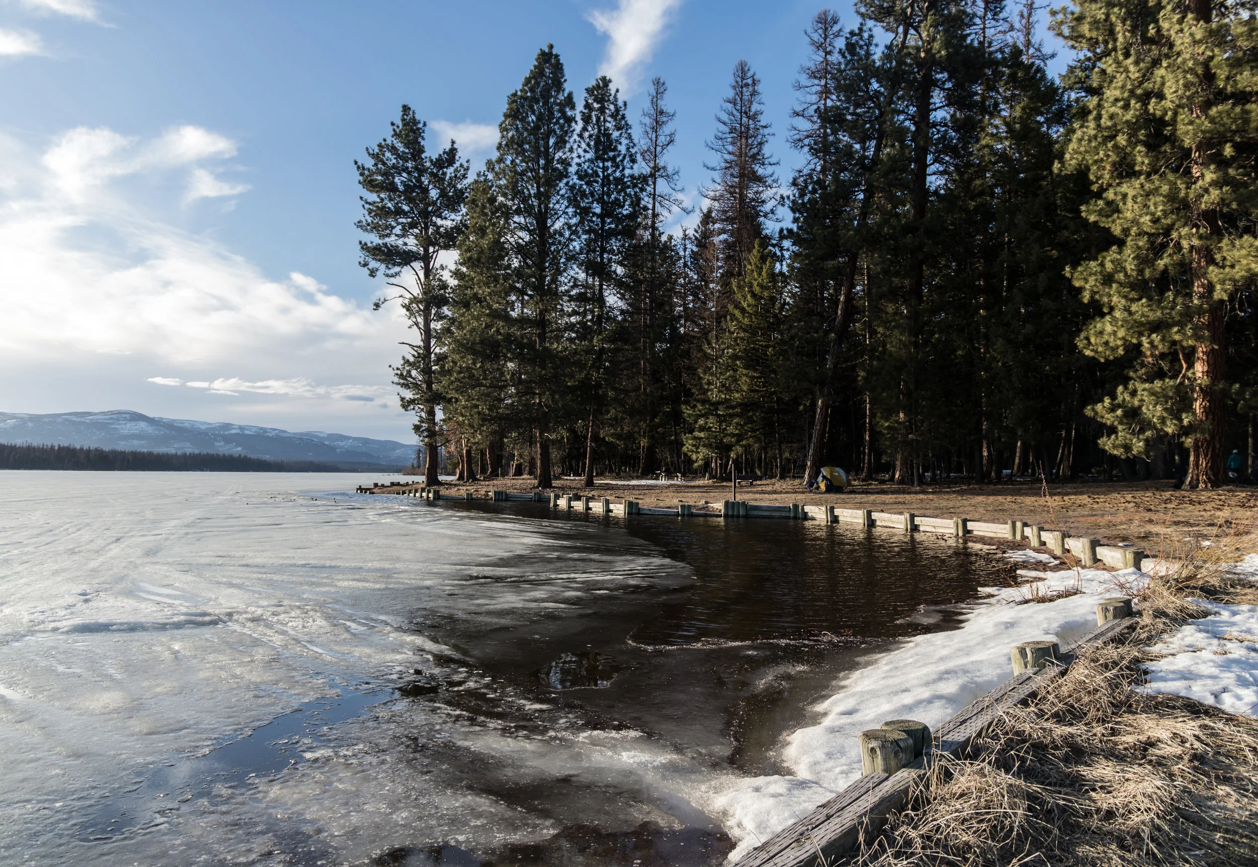 Macdonald Lake MT-3307.jpg