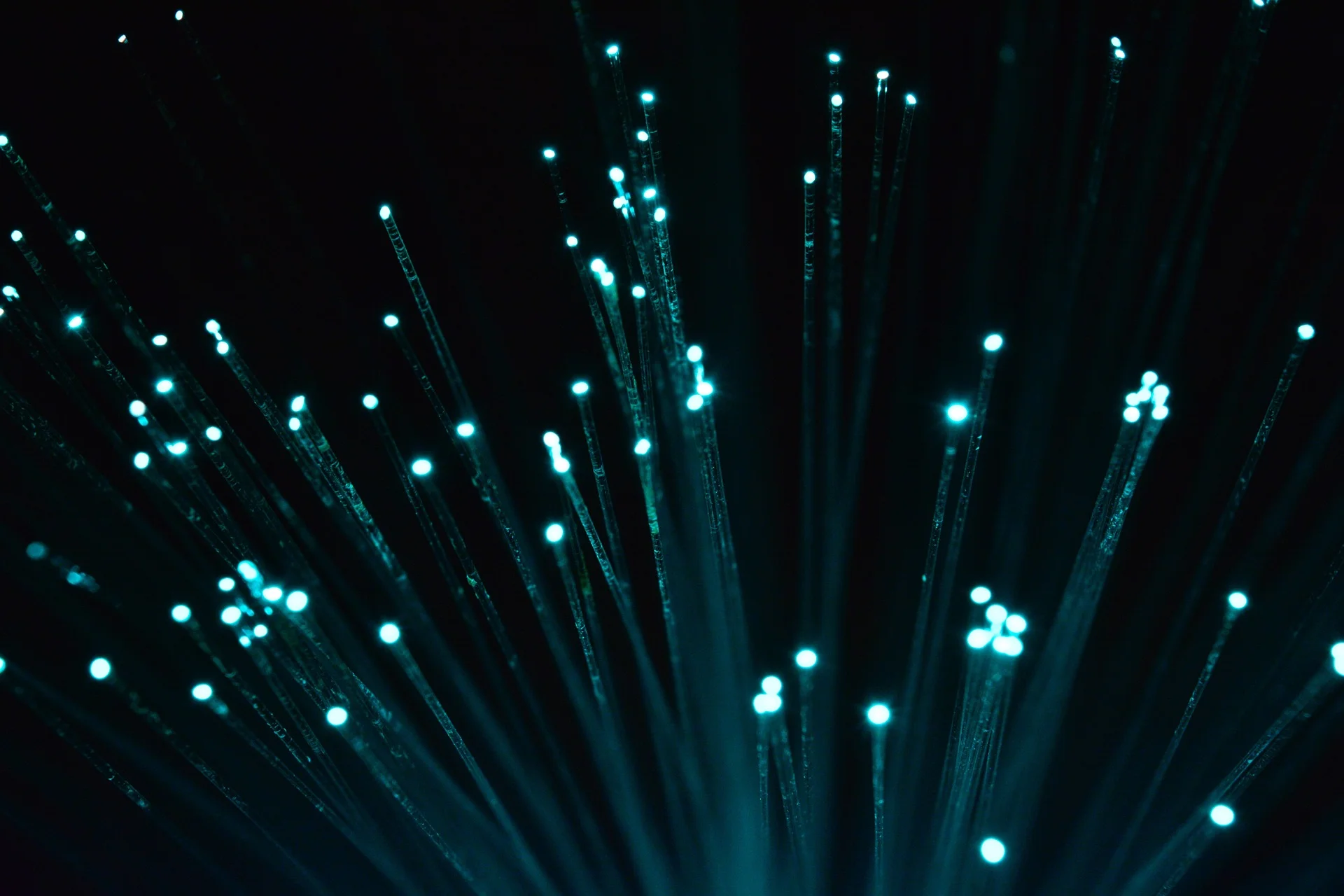 glass-fibres-1118066_1920.jpg