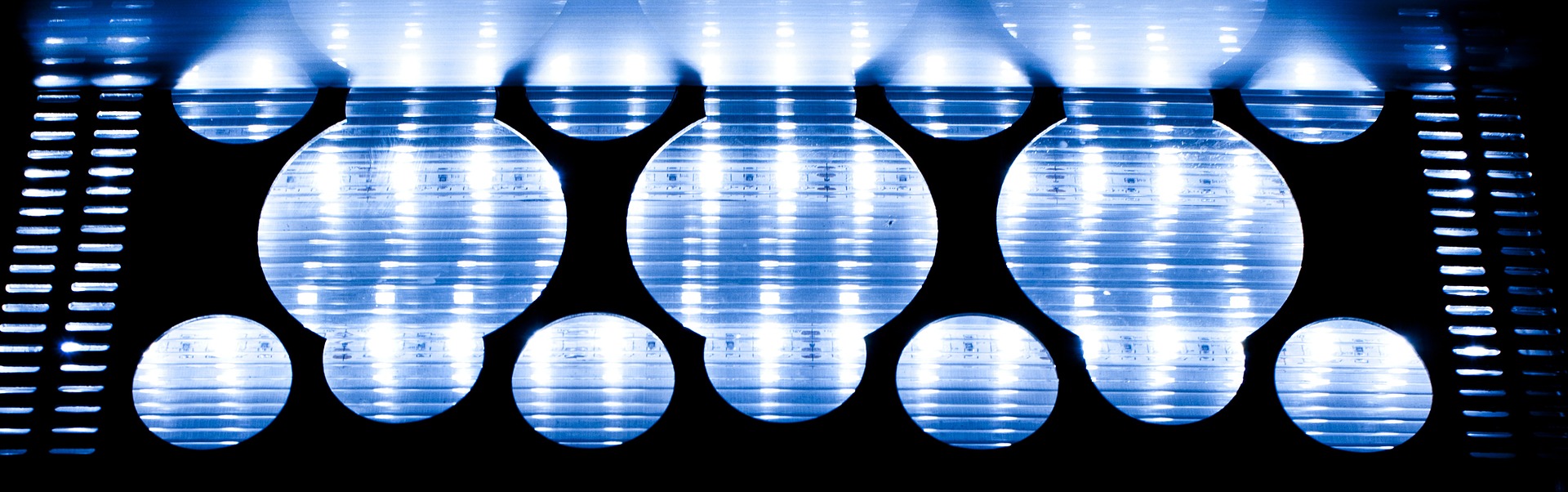 led-1223945_1920.jpg