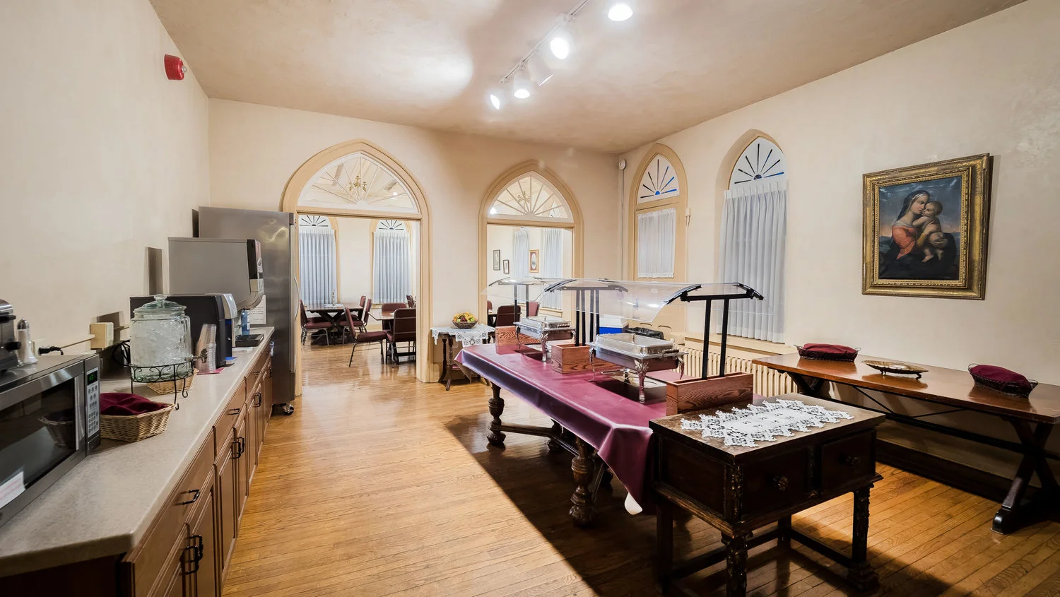 The-DeKoven-Center-Taylor-Hall-Dining-01.jpg