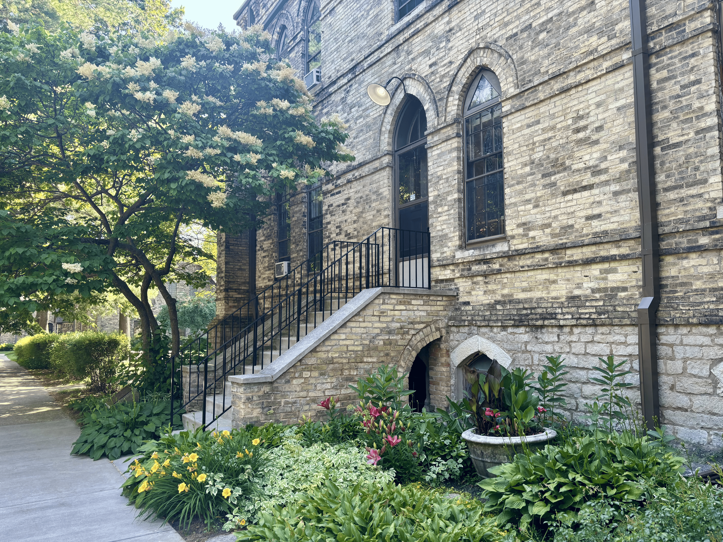 Summer Quiet Retreat