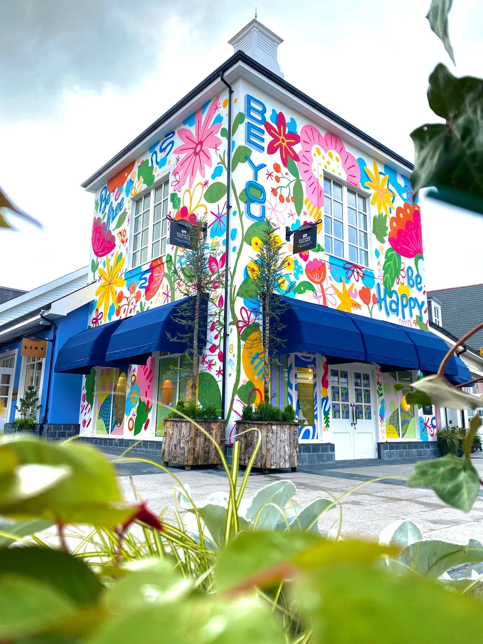 KILDARE VILLAGE — Holly Pereira