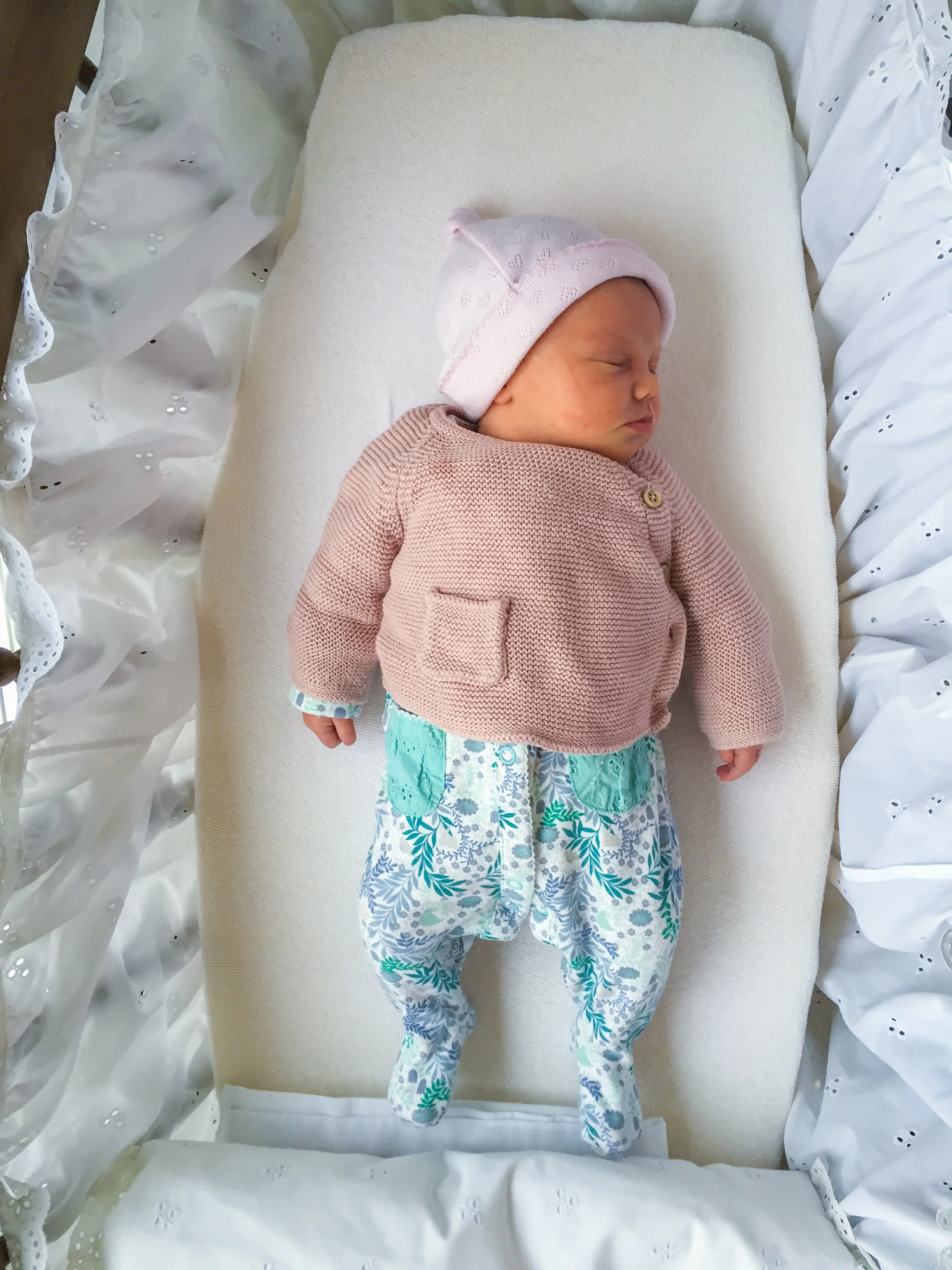 5 Essential Off-Registry Newborn Gifts That are Guaranteed to be Treasured