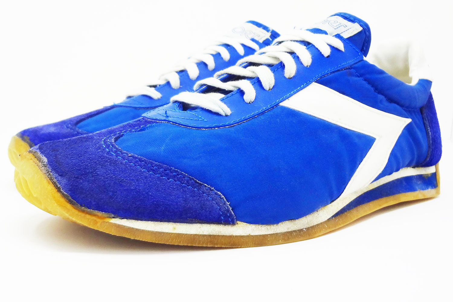 Rare 70s Sport brand vintage sneakers @ The Deffest