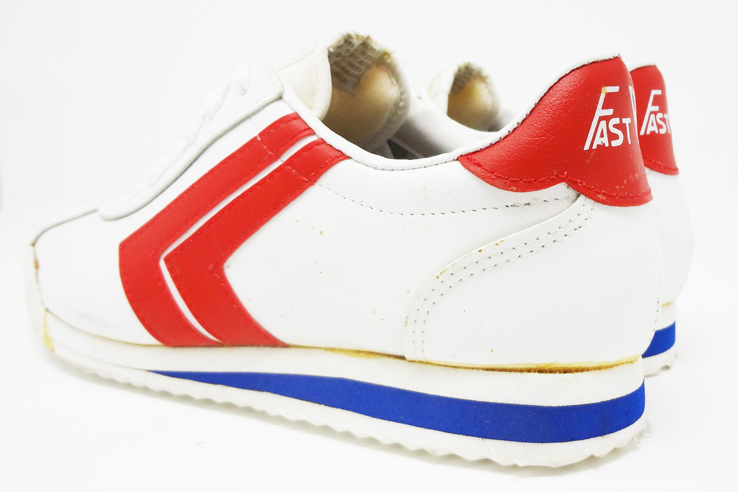 Old school 1980s Fast Bak vintage Onitsuka Tiger Corsair style runners @ The Deffest