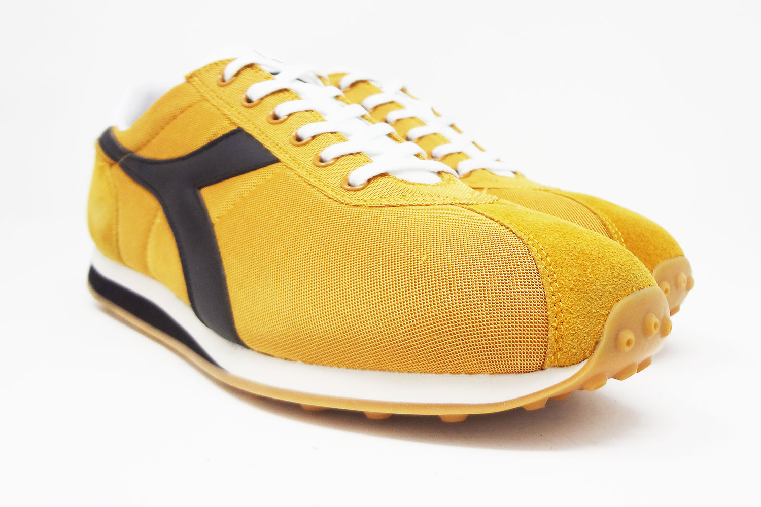 diadora old school sneakers