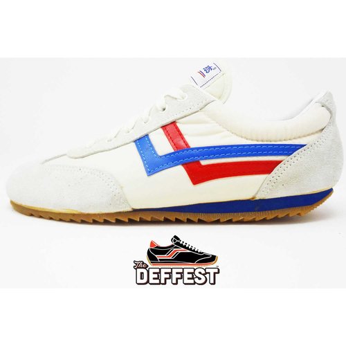 The Deffest®. A vintage and retro sneaker blog.