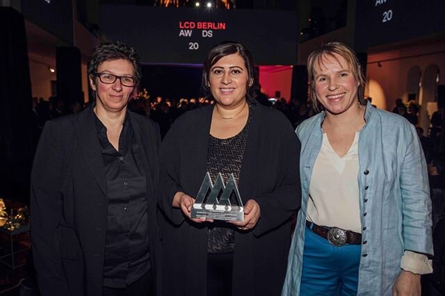 The SAWA Museum Academy is the winner for the category "Best Cultural Collaboration"!
From left to right, on behalf of SAWA Museum Academy, Dr. Susan Kamel, Project Leader, VW Tandem-Museumsprojekt; Manal Ataya, Director General, Sharjah Museums Authority; and Gundula Avenarius: Founder, Kultur Im Dialog accept the LCD Berlin Soft Power Destinations of the Year award 
Photo: Mike Auerbach &copy; LCD Berlin

#LCDAwards #lcdacademy #travel #art #culture #artlovers #urbanexplorers #museums #berlinized #festival #art #contemporary #museum #art #exhibition #experience #architecture #emerging #city #lcdberlin
@kornferry @indigital.tv @visit_berlin