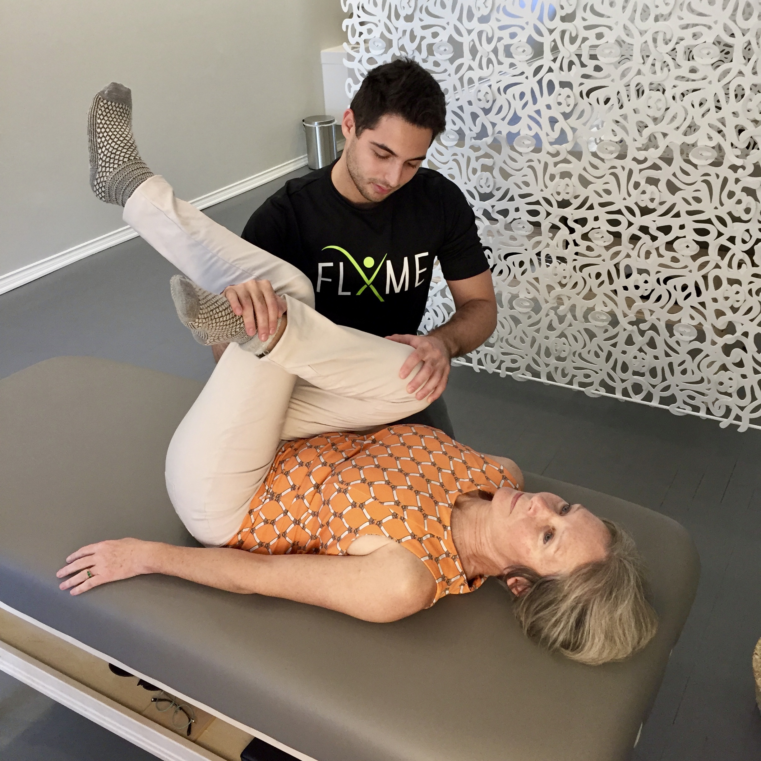 FLXME Stretch Studio Mt Pleasant piriformis stretch.jpeg
