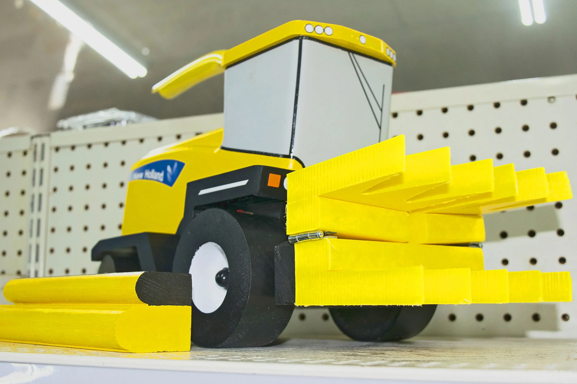 New-Holland-with-Attachments2-web.jpg