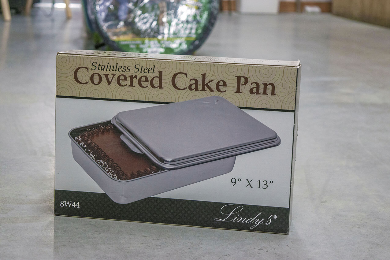 Lindy's Covered Cake Pan