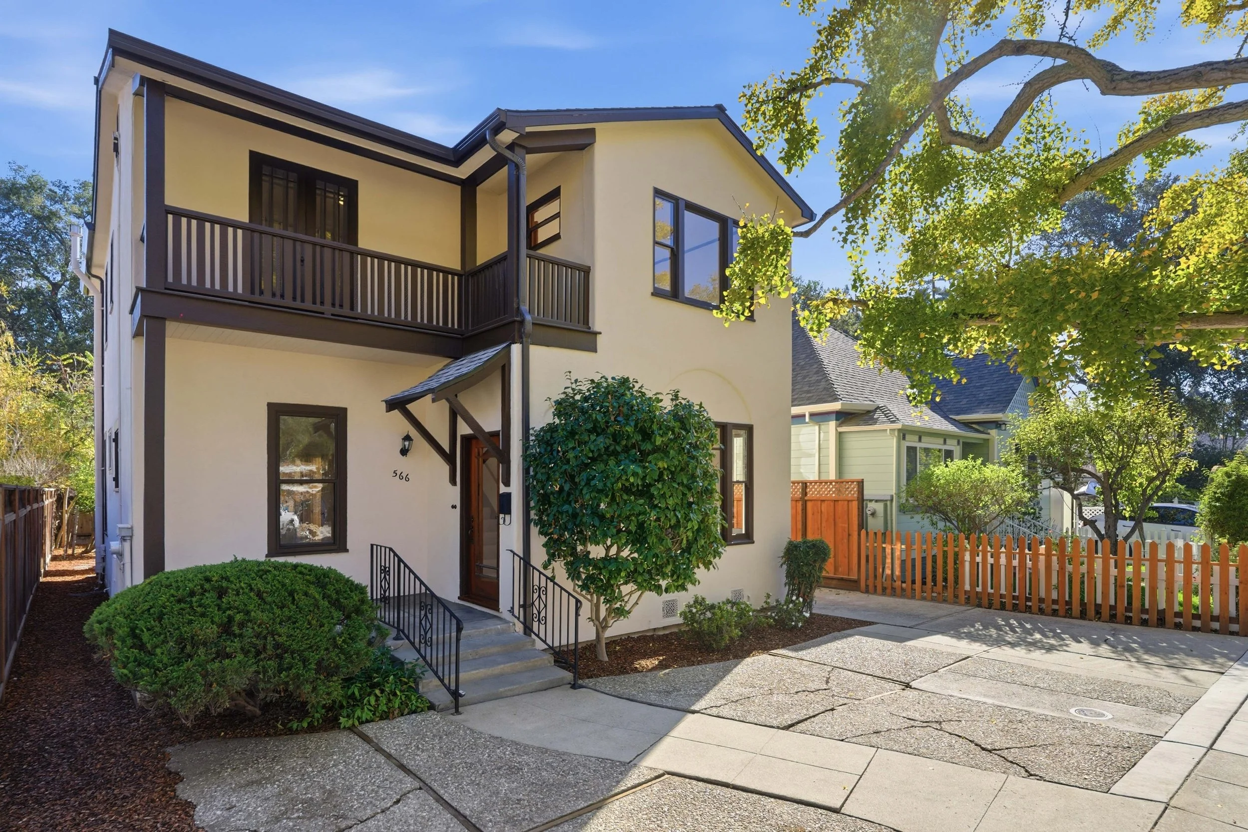 $3,325,000 | 566 Addison Ave, Palo Alto