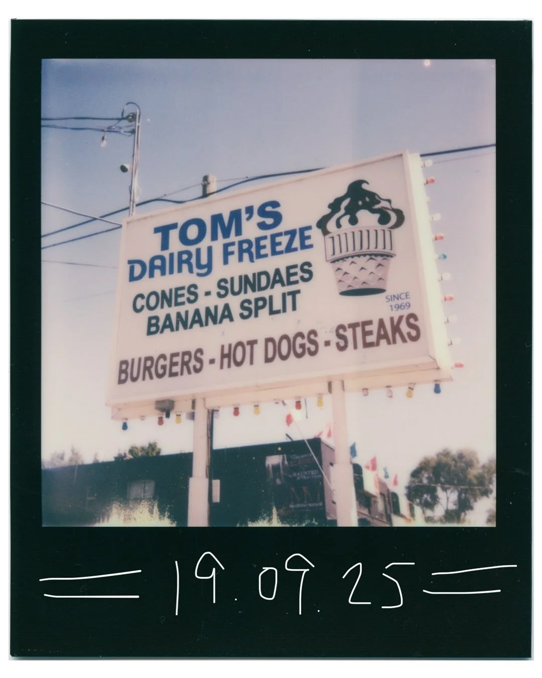 Squeezing in all of our @tomsdairyfreeze trips while we can 🍦 

#polaroid #instantfilmsociety #polaroidnowplus #tomsdairyfreeze