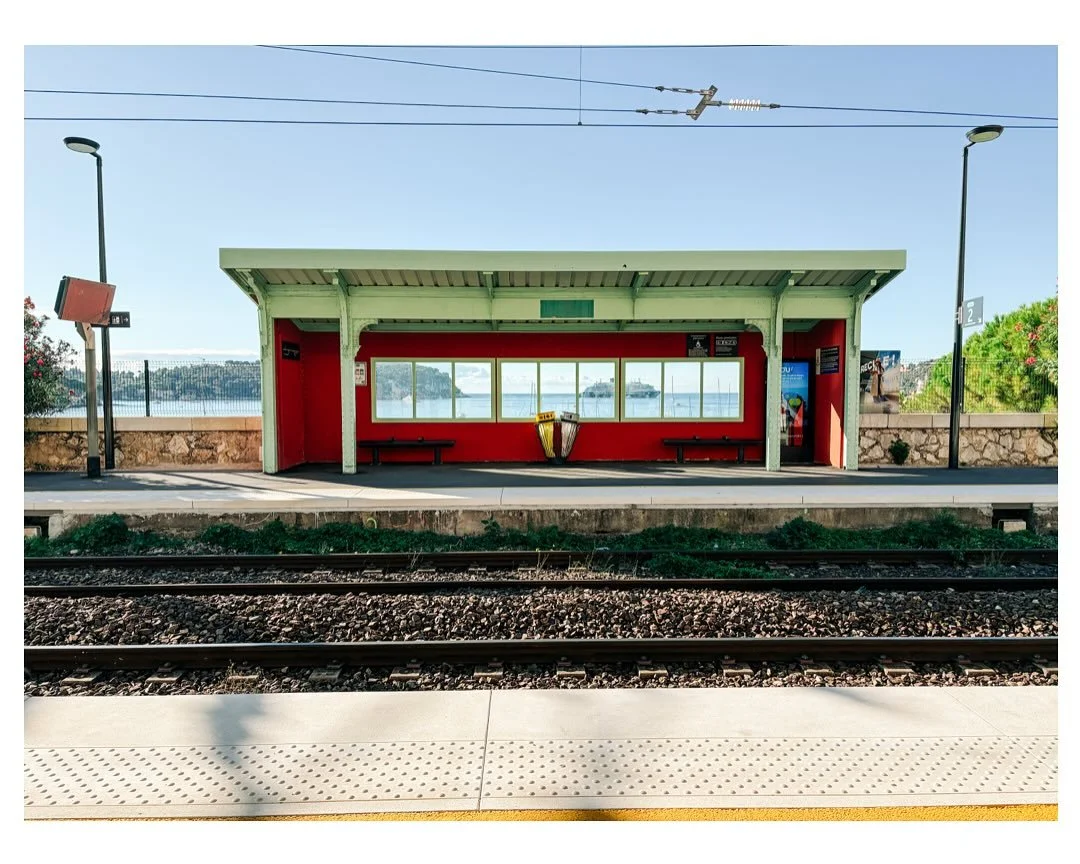 That &lsquo;get-off-the-train-and-the-Mediterranean-sea-is-right-there&rsquo; kind of feeling ☀️ 🌊 🚊 

Or perhaps we&rsquo;re starring in a scene from Wes Anderson&rsquo;s French Dispatch 🎥 

#wesanderson #villefranchesurmer #shotoniphone