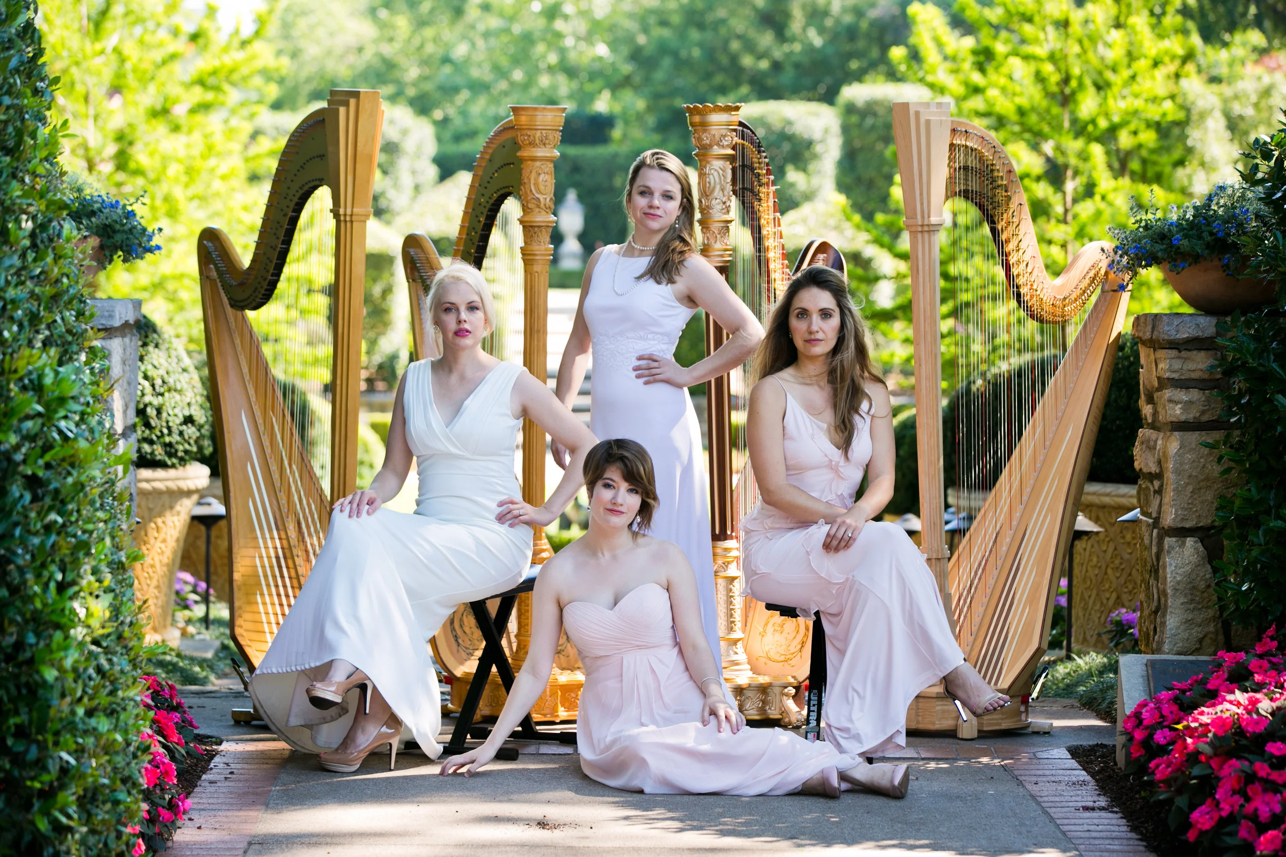 DallasHarpQuartet_gracebrowningharpist.jpg