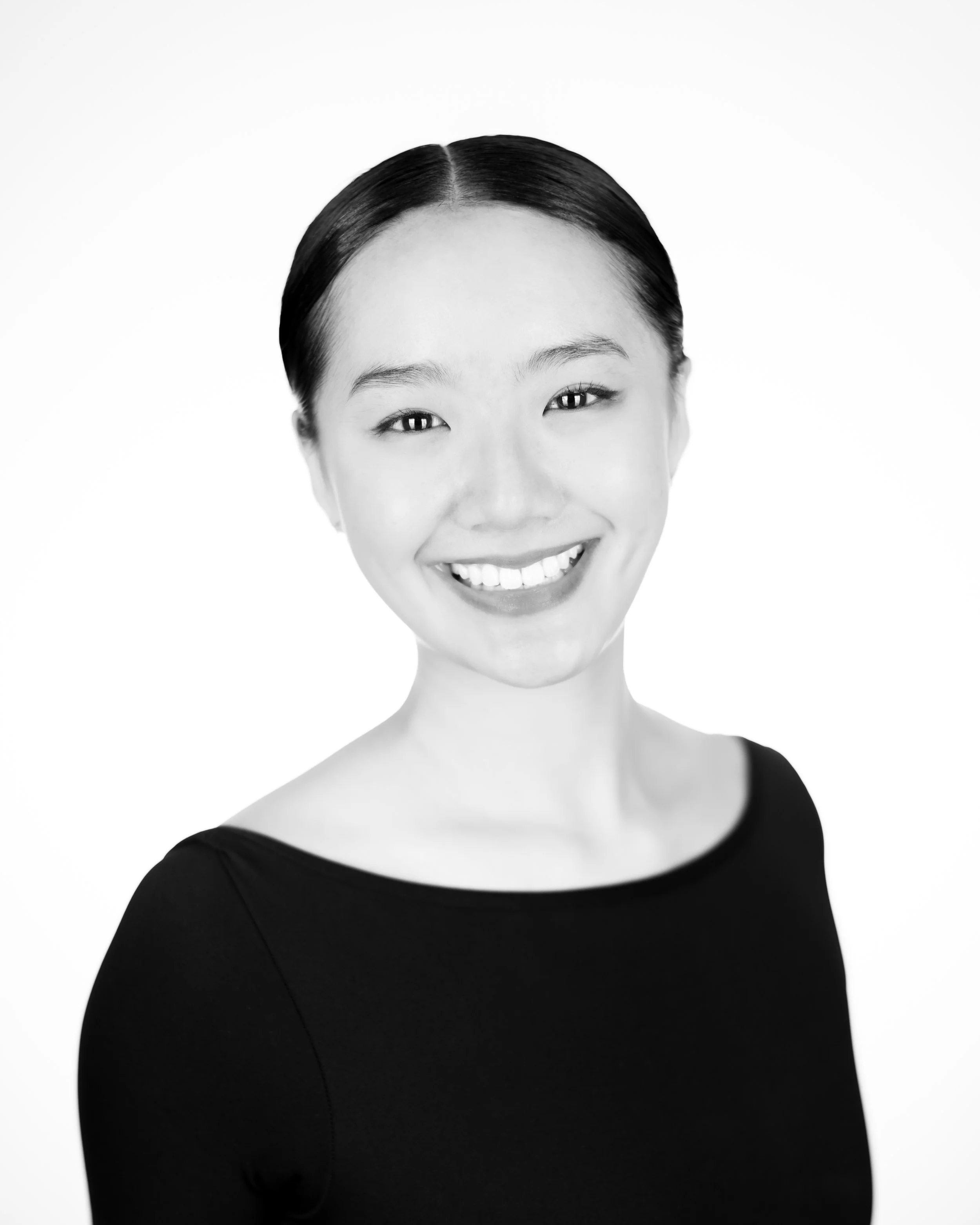 Dance Headshot - Joyce Jiayi Zhang.jpg
