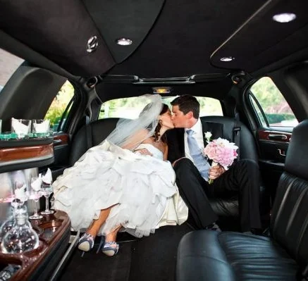 wedding-limo-photo-e1519800243263.jpg