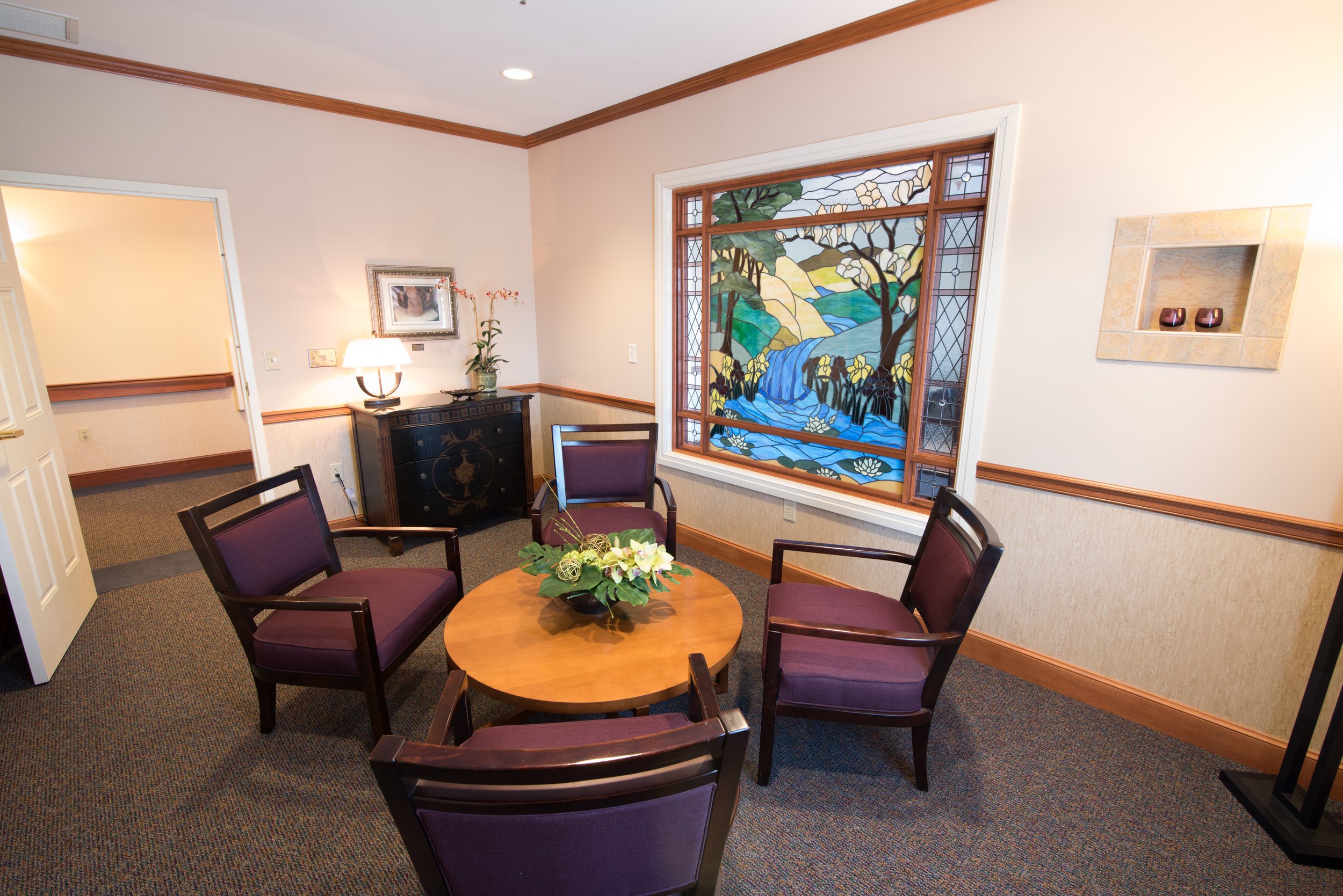 Catawba Valley Hospice House Family Conference Area.jpg